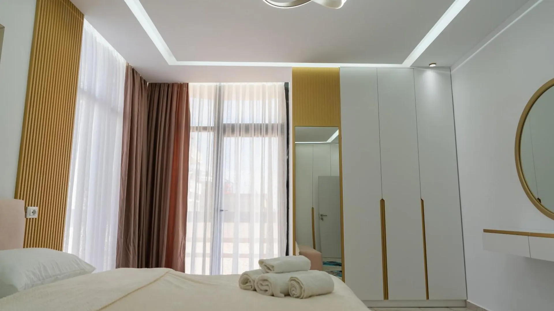 Maria'S Apartment Дуррес